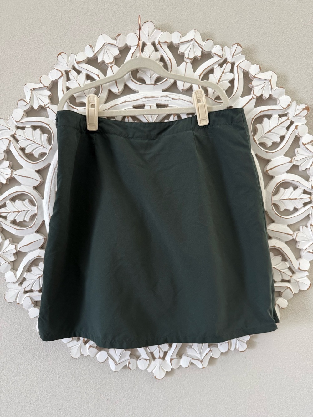 Patagonia Dark Green Duway Skirt Green Size 8